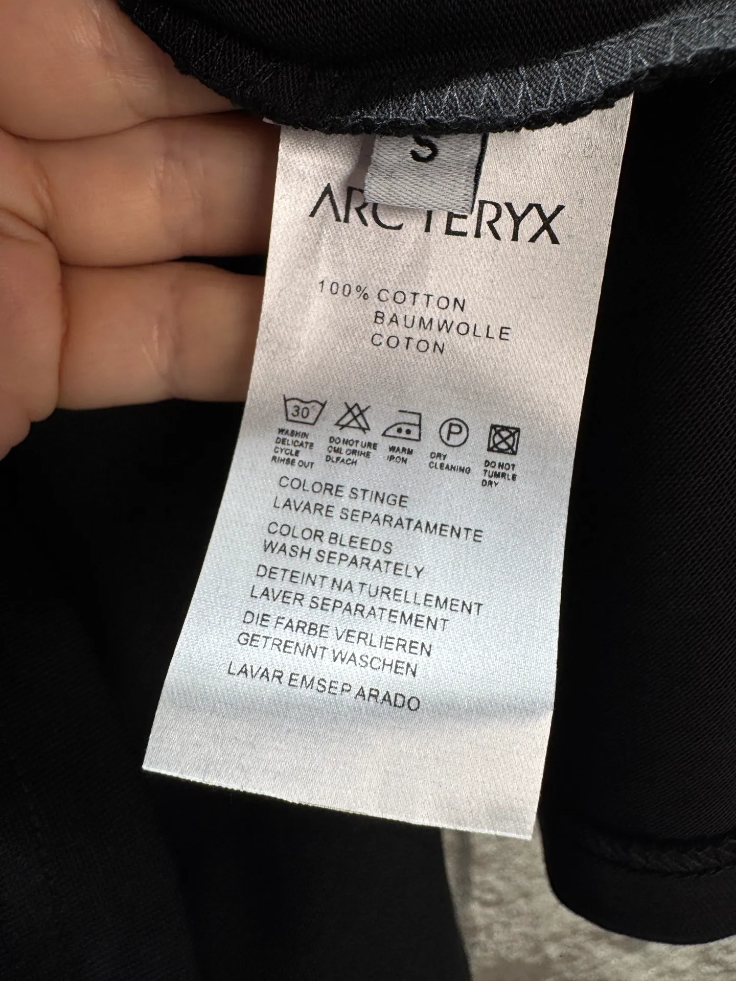 ARCTERYX* 🌈 ‼️ T ® 🖤 T ， 🌈 + ， ， ， Color Change， ， ， g ，Breathable ， 。 ， ，Sneakers， get ， ， ! ⚠️ ： ⚠️XYW 04 Same Style 𝐂𝐎𝐋𝐎𝐔𝐑：White Black 𝐒𝐈𝐙𝐄：S-Xl